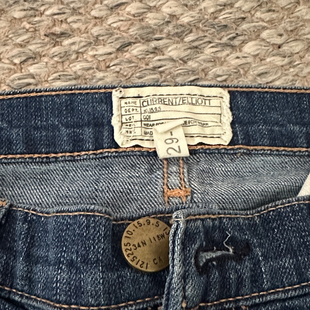 Current/Elliott Dark Blue Patchwork Cropped Jeans - image 2